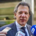 Haddad anuncia isenção de IR para quem ganha até R$ 5 mil