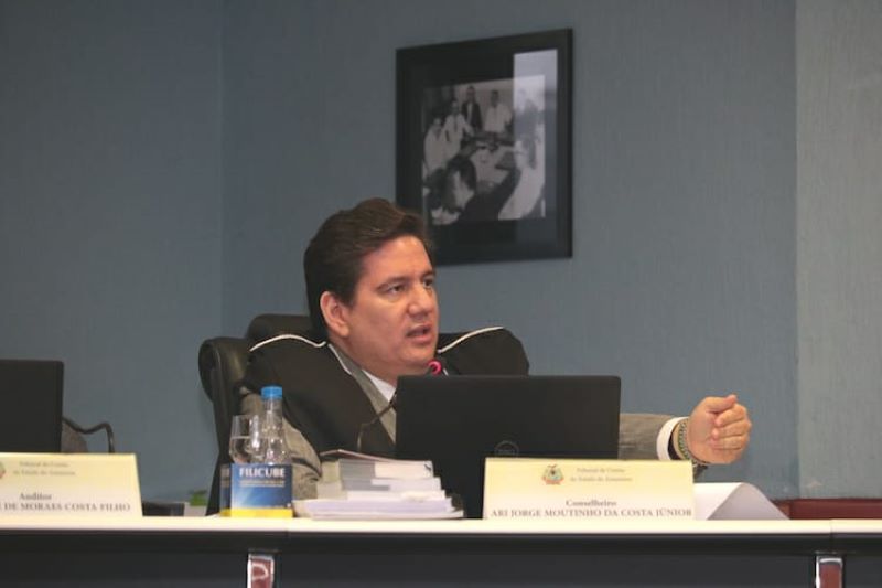 O conselheiro Ari Jorge Moutinho da Costa Júnior foi afastado do Tribunal de Contas do Amazonas por maioria de votos, durante sessão