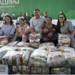 Cheia: Governo do Amazonas entrega 60 toneladas de alimentos em Jutaí e Fonte Boa