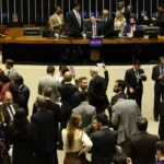 Motta adia votação de PL Antifacção para terça-feira (18)