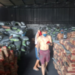 Empresa de carvão é multada em R$ 122 mil por operar sem licença, poluir o ar e expor trabalhadores a riscos no AM