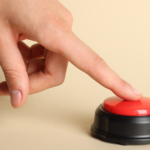 Botão de emergência aumenta proteção a vítimas de violência doméstica