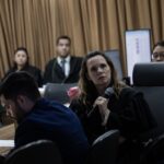 Mulher é condenada a 24 anos de prisão pela morte do marido e por atentar contra a filha dele