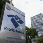 Receita paga nesta terça maior lote de restituição do IR da história