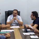 Após pressão da categoria, Roberto Cidade anuncia pagamento de R$ 84 milhões a médicos e promete negociar dívidas antigas