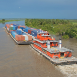 Governo do Amazonas licencia dragagem de trechos do rio Solimões para reduzir impactos da estiagem na navegação