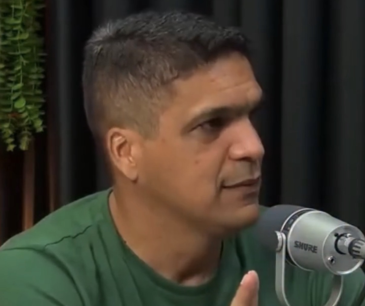 Daciolo diz que “PL do Amazonas é PT” e usa relação de Alfredo Nascimento com Lula para atacar candidatura de Maria do Carmo