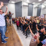 Roberto Cidade apresenta propostas para a cultura a representantes do setor