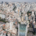 Manaus está entre as seis cidades brasileiras com as maiores superfícies urbanizadas; áreas desse tipo cresceram12,3% no Brasil em quatro anos
