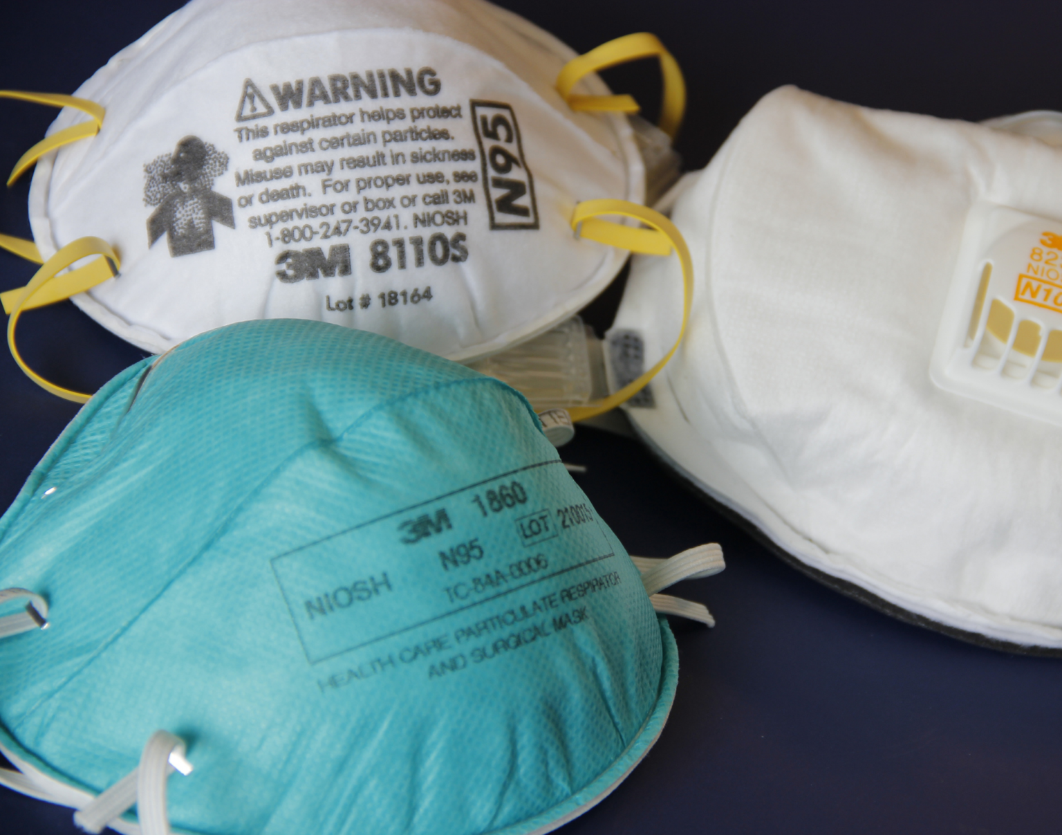 Conselho de Medicina alerta para riscos da fumaça em Manaus e recomenda uso de máscaras PFF2 ou N95