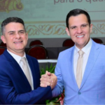 Justiça manda suspender propaganda de David Almeida por participação excessiva de Renato Júnior