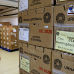 TRE-AM inicia segunda fase da operação logística com envio de 583 urnas para o interior do AM