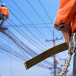 Eletricista que teve amputações nos dedos das mãos após choque elétrico em Manaus receberá R$ 1,7 milhão de indenização