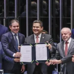 Congresso promulga emenda do fim da 6×1; escala 5×2 começa em 60 dias